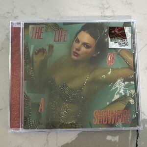 Taylor Swift The Life of a Showgirl signed CD